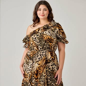 PLUS-SIZE